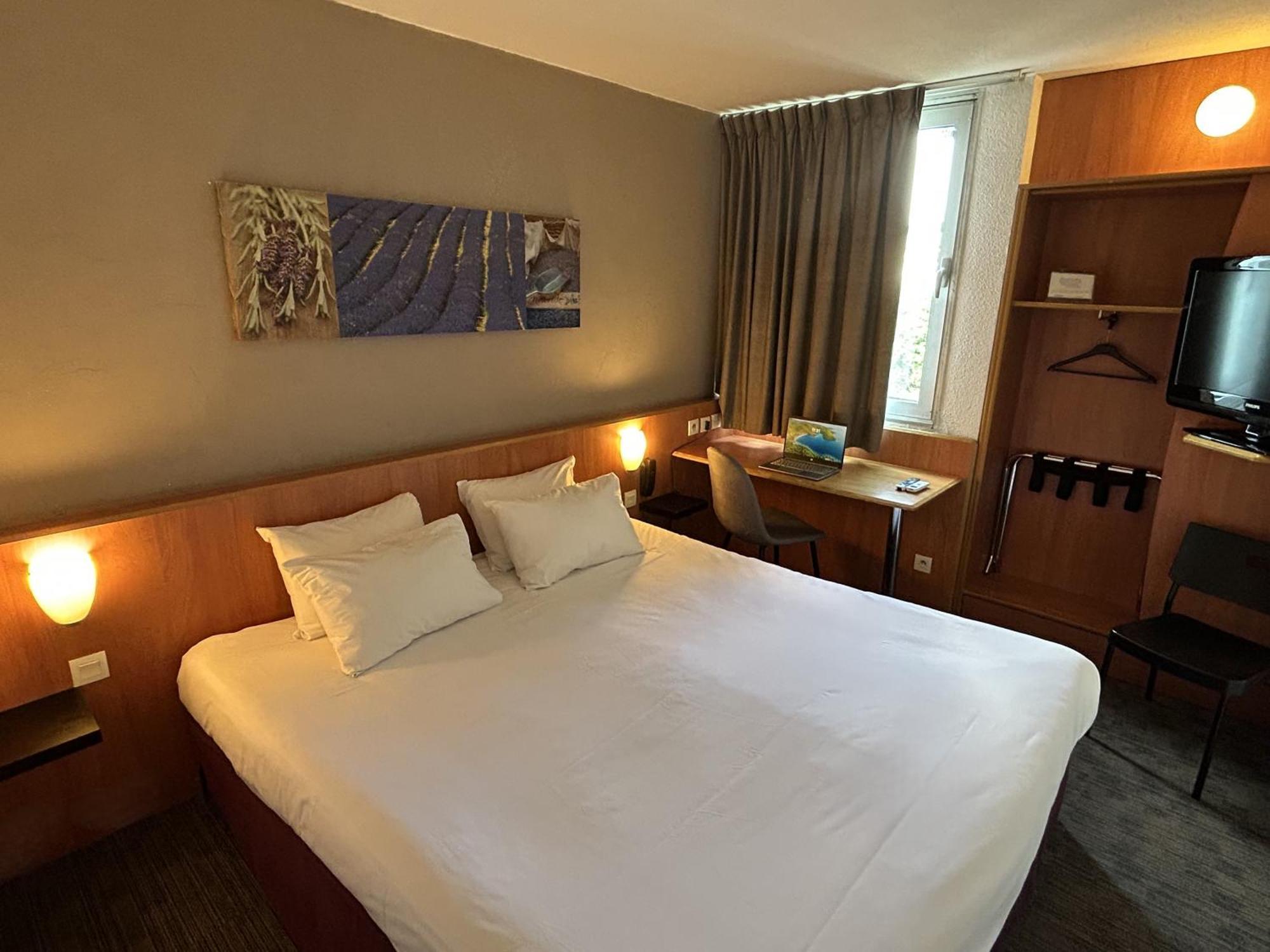 Kyriad Sud Hotel 3*