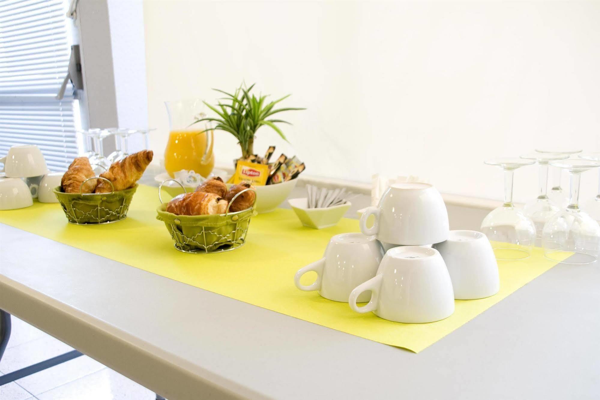 Kyriad Sud Hotel Martigues